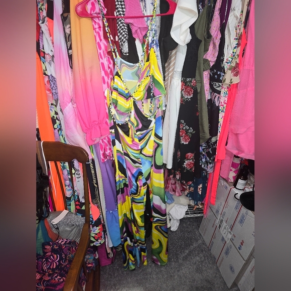 NWT FASHION NOVA 3x Multicolor Jumpsuit - Picture 2 of 6